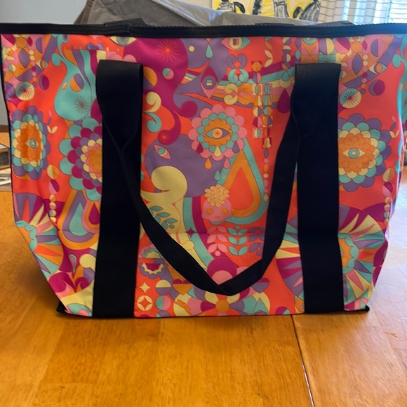 Amika Tote - Gym Beach Diaper Travel Carry-on Dance School Vacation Bag - Picture 1 of 2